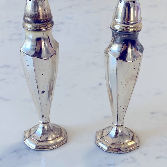 Vintage Salt & Pepper shakers by Trent - Picture 4 of 7